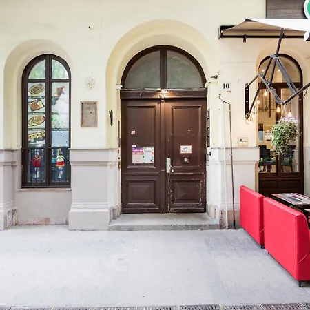 Serene And Spacious In The Centre Lägenhet Budapest
